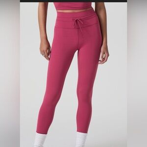 Vuori Daily Form Pink Leggings